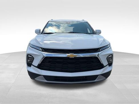 Used 2024 Chevrolet Blazer LT w/ LPO, Floor Liner Package FWD image 2