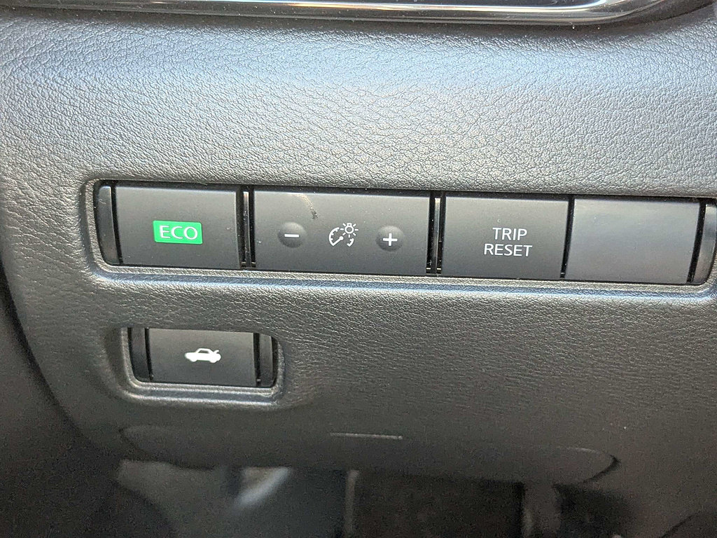 Used 2023 Nissan Sentra SV FWD image 24