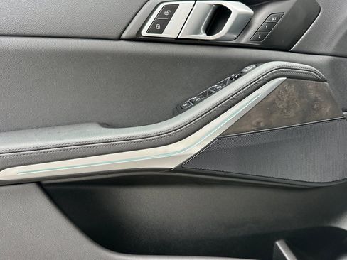 Certified 2022 BMW X5 xDrive45e w/ Climate Comfort Package image 12