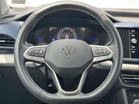 Certified 2024 Volkswagen Taos SE AWD/4WD image 22