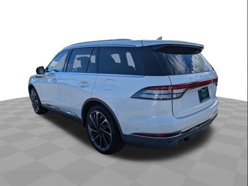 Used 2020 Lincoln Aviator Reserve w/ Equipment Group 202A image 7