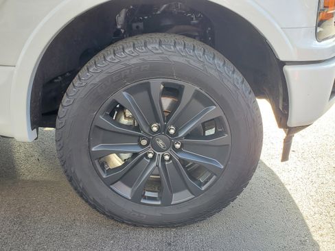 Used 2020 Ford F150 XLT w/ Equipment Group 302A Luxury AWD/4WD image 6