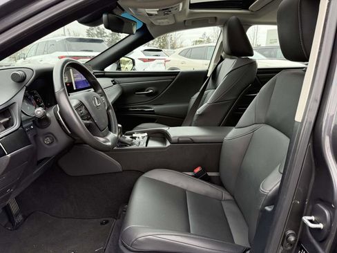 Used 2025 Lexus ES 350 Premium image 13