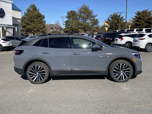 New 2026 Volkswagen ID.4 Pro AWD/4WD image 46