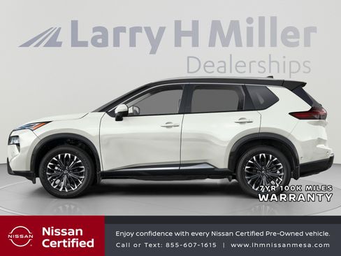 Certified 2024 Nissan Rogue Platinum w/ Platinum Premium Package FWD image 3