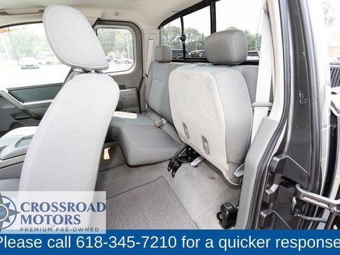 Used 2005 Nissan Titan SE RWD image 32