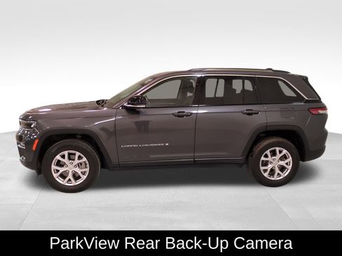 Used 2022 Jeep Grand Cherokee Limited image 7