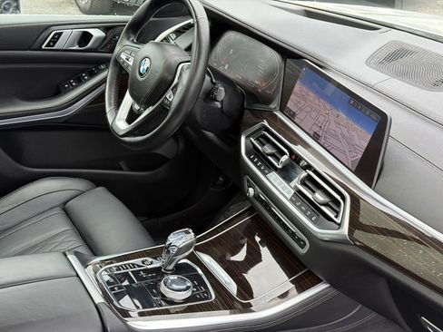 Used 2019 BMW X5 xDrive40i w/ Luxury Seating Package AWD/4WD image 9