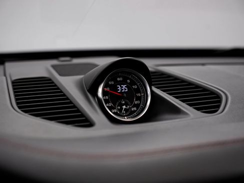 Used 2018 Porsche 911 Targa 4S AWD/4WD image 12
