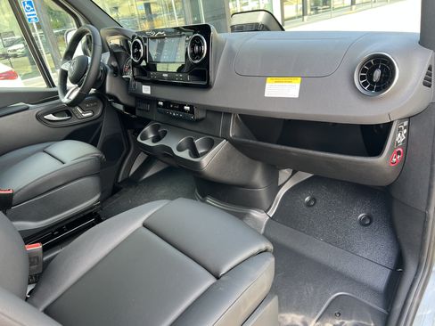 New 2026 Mercedes-Benz Sprinter 2500 image 20