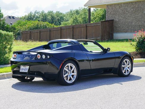 Used 2010 Tesla Roadster RWD image 9