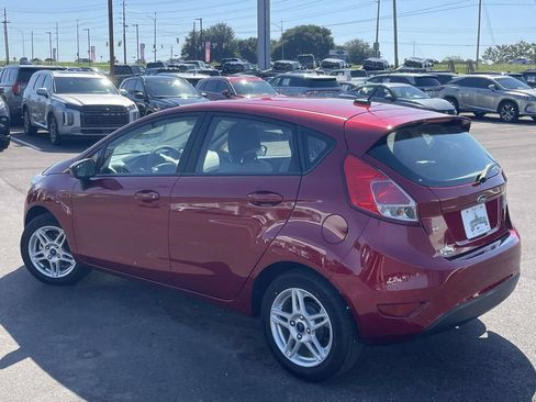 Used 2017 Ford Fiesta SE FWD image 5