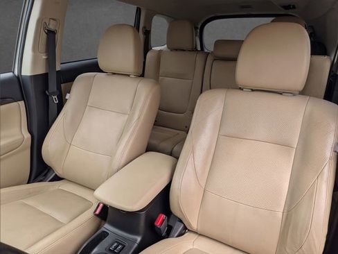 Used 2016 Mitsubishi Outlander GT AWD/4WD image 6