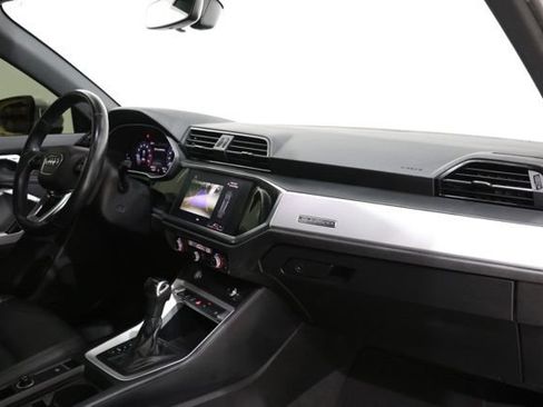 Used 2020 Audi Q3 2.0T Premium AWD/4WD image 16