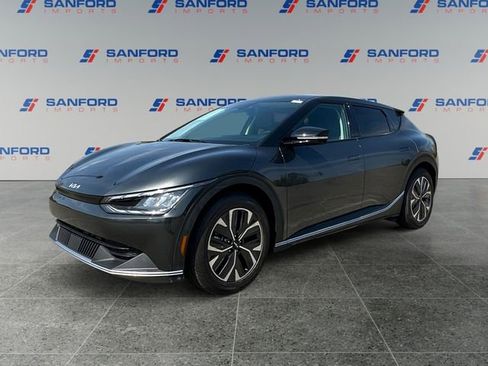 Used 2024 Kia EV6 Light image 1