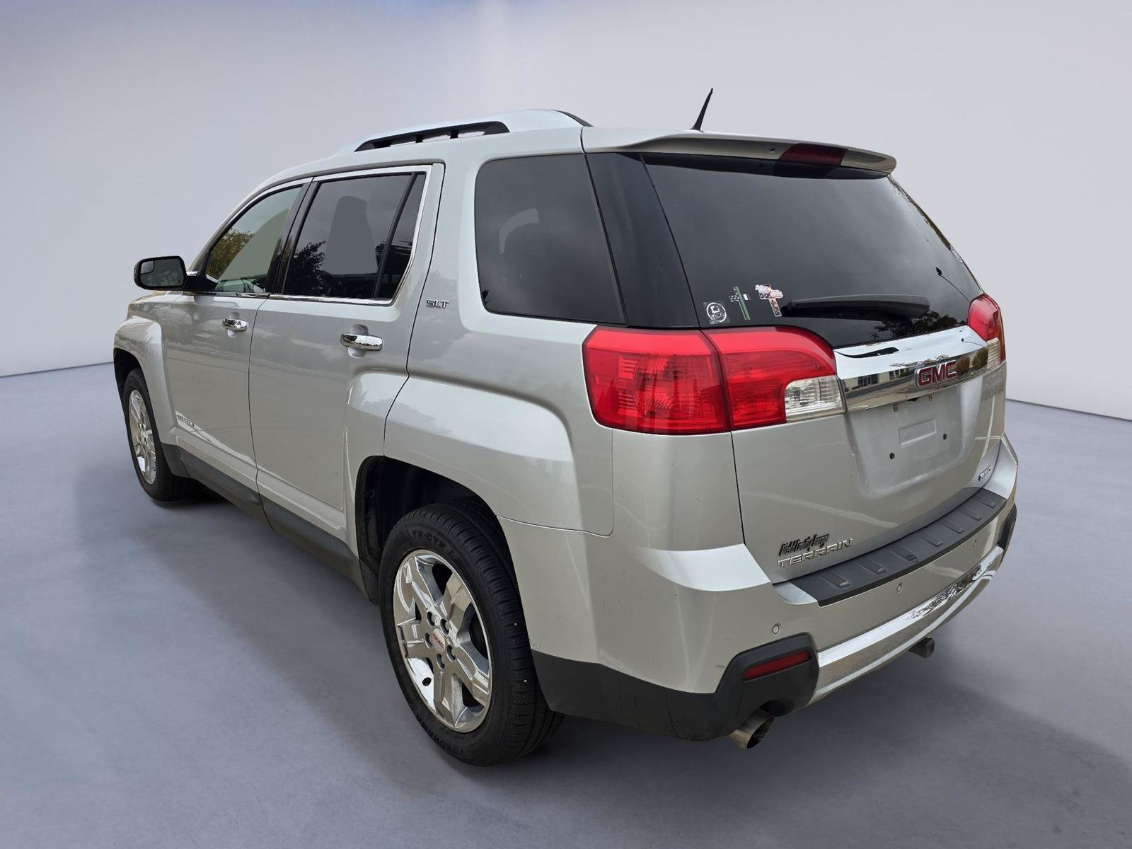 Used 2013 GMC Terrain SLT AWD/4WD image 3