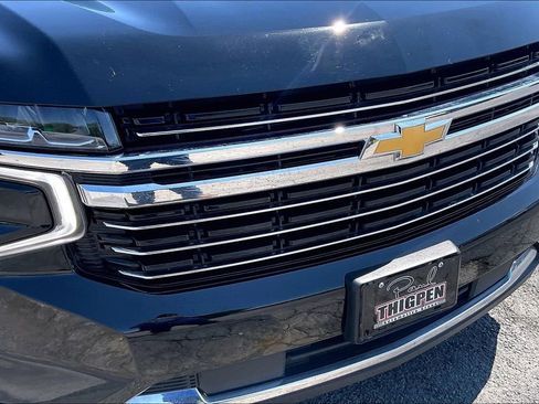 Used 2024 Chevrolet Tahoe LT AWD/4WD image 32