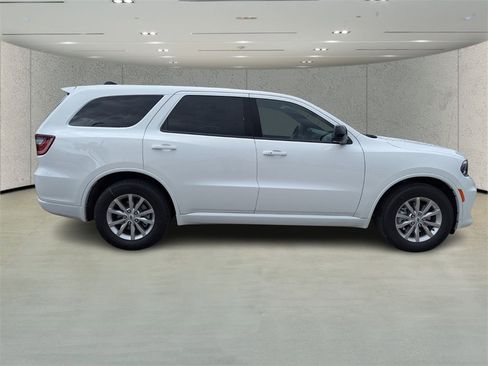 New 2026 Dodge Durango GT image 3