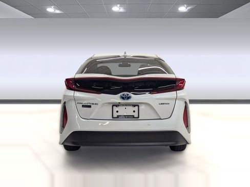 Used 2022 Toyota Prius Prime Limited image 8