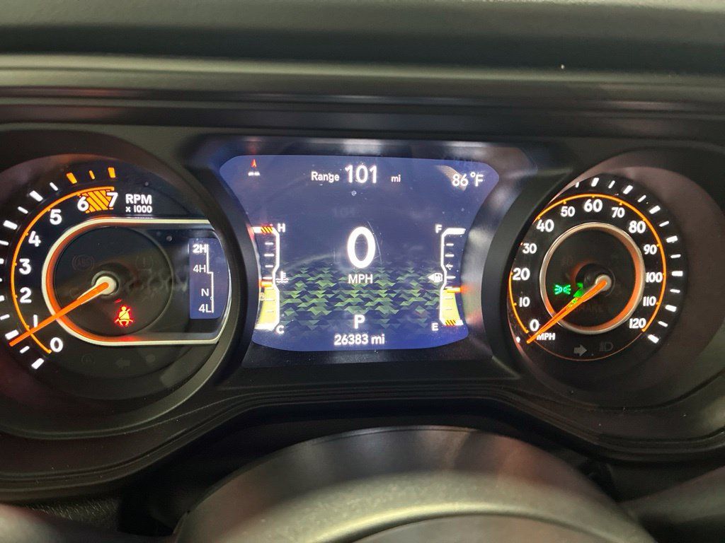 Used 2026 Jeep Wrangler Unlimited Rubicon AWD/4WD image 19