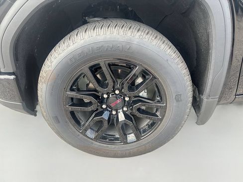 Used 2025 GMC Sierra 1500 Elevation AWD/4WD image 33