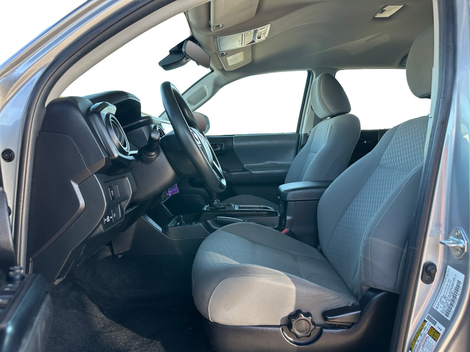 Used 2023 Toyota Tacoma SR w/ SR Convenience Package RWD image 9