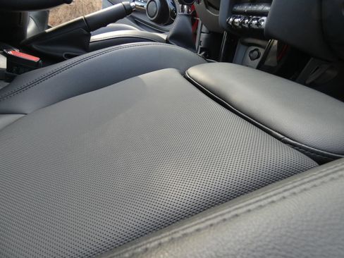 Used 2021 MINI Cooper S image 33