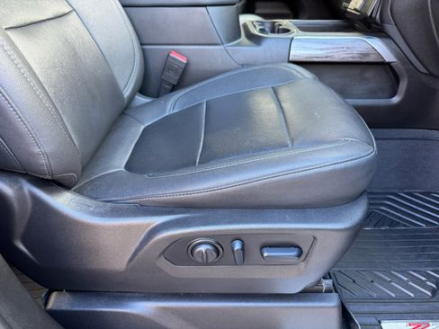 Used 2022 Chevrolet Silverado 3500 LTZ w/ LTZ Premium Package image 40