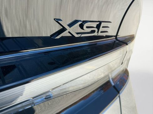 New 2026 Toyota Prius Plug-In Hybrid image 16