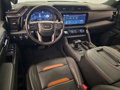 Used 2022 GMC Sierra 1500 AT4 w/ AT4 Premium Package AWD/4WD image 7