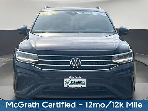 Used 2022 Volkswagen Tiguan SE AWD/4WD image 2