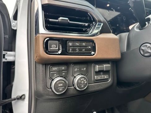 New 2026 GMC Yukon Denali Ultimate image 6