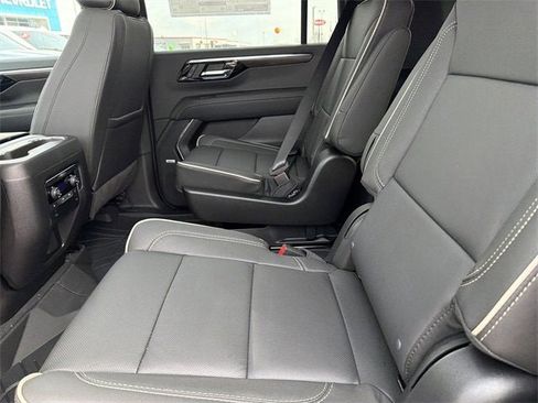 New 2026 Chevrolet Suburban Premier w/ Sun And Tow Package image 19