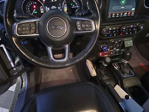 Used 2021 Jeep Wrangler Unlimited Rubicon 4xe w/ Steel Bumper Group image 11