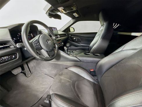 Used 2022 Toyota Supra w/ Safety & Technology Package RWD image 2