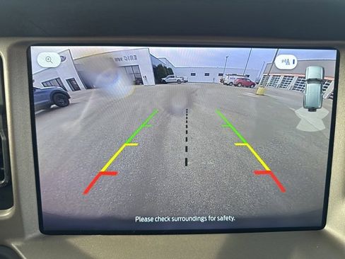 Used 2025 Ford Bronco Outer Banks image 40