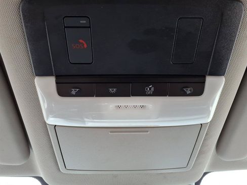 Used 2024 Nissan Rogue SV FWD image 14