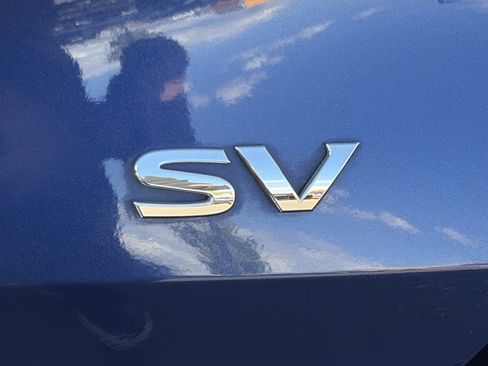 Used 2017 Nissan Rogue SV FWD image 23