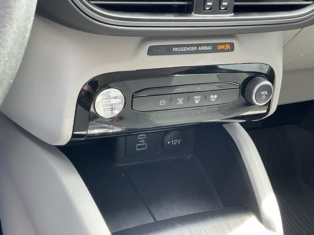 Certified 2023 Ford Escape SE FWD image 34