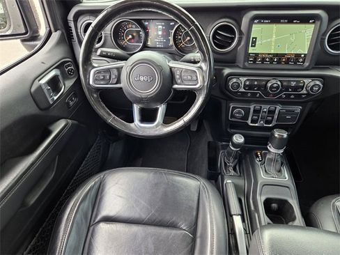 Used 2020 Jeep Gladiator Overland w/ Popular Equipment Package image 14