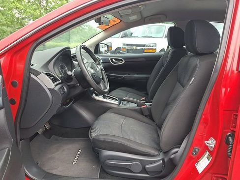 Used 2019 Nissan Sentra SR FWD image 17