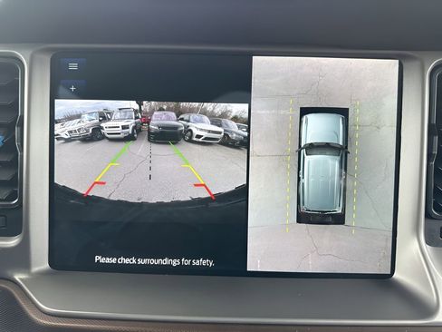 Used 2023 Ford Bronco Outer Banks image 21