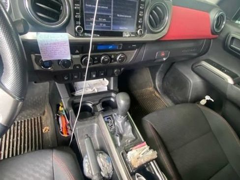 Used 2023 Toyota Tacoma SR5 AWD/4WD image 10
