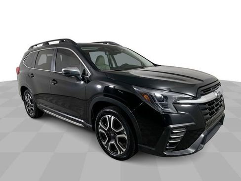 Used 2023 Subaru Ascent Limited w/ Technology Package AWD/4WD image 2