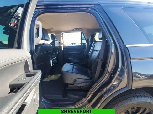 Used 2023 Ford Expedition XLT image 25