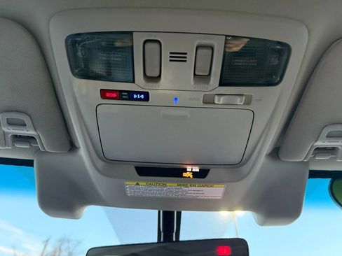 Used 2019 Subaru Outback 3.6R Limited w/ Popular Package #2 image 41