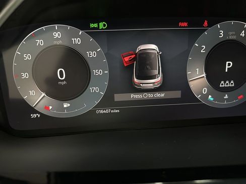 Used 2023 Land Rover Range Rover Evoque S image 11