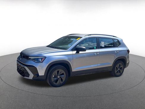 Used 2026 Volkswagen Taos S FWD image 9