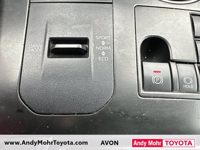 Used 2023 Toyota Highlander XLE FWD image 15