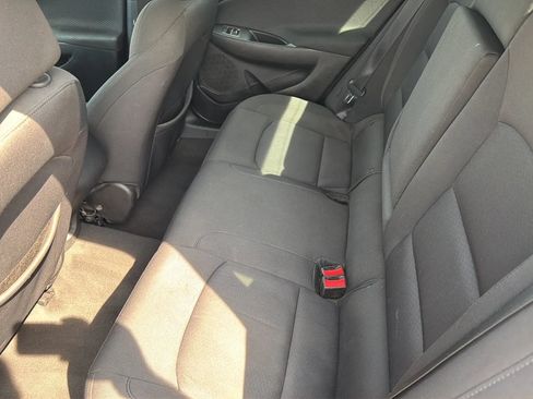 Used 2018 Chevrolet Malibu LS FWD image 39